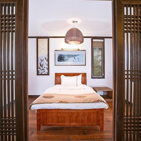 Lijiang Cheriton Hotel Esterno foto
